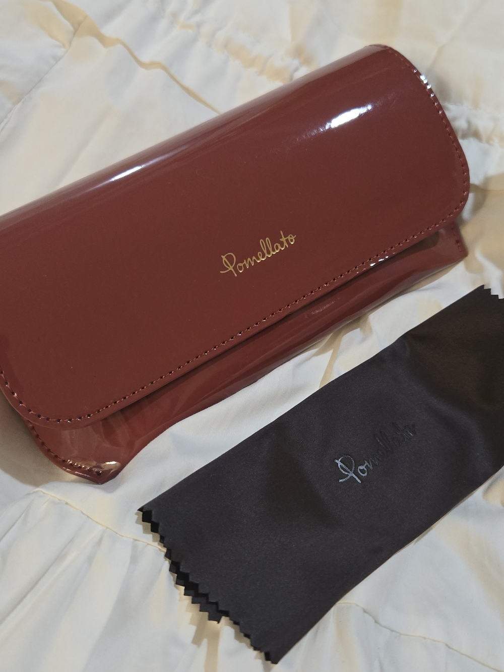 Pomellato Patent Sunglasses Case in Deep Burgundy With Cloth